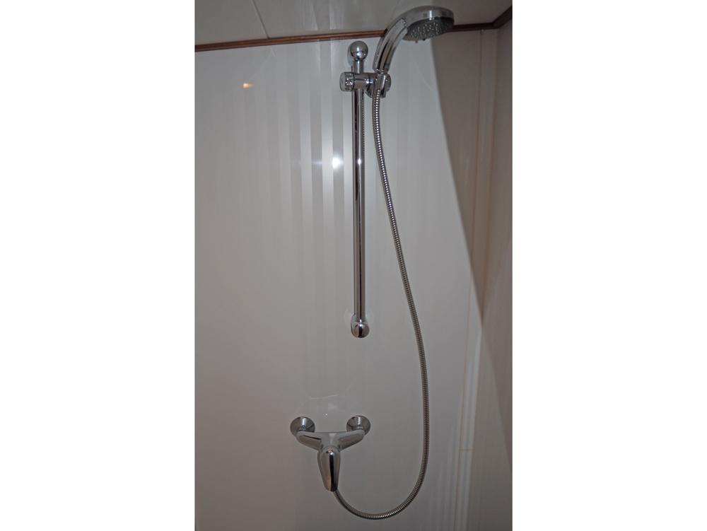 Aft cabin, Accommodation